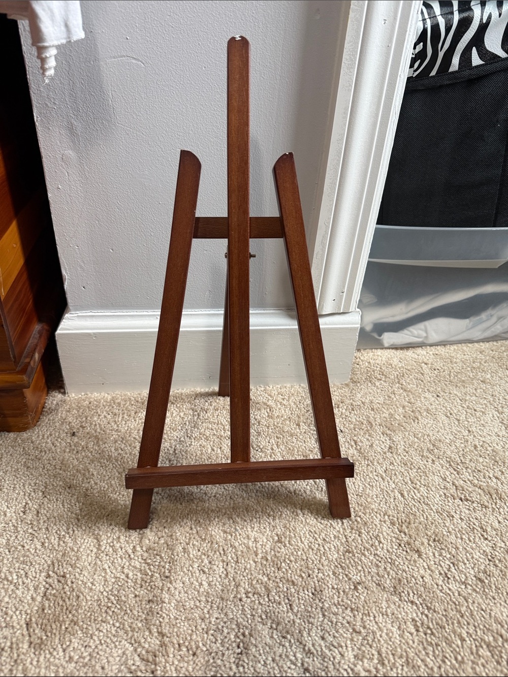 Small Wooden Display Easel - Dark Brown